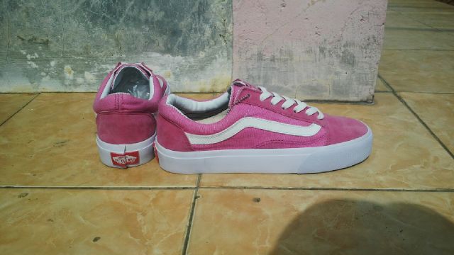 IMsStoreOnline's tweet photo. Vans Oldskool Pink
IDR 300k https://t.co/oFWwca8Sbk