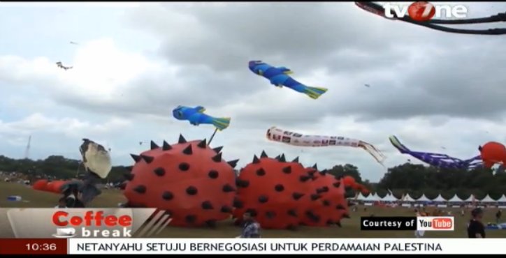 tvOneNews's tweet photo. LAYANG-LAYANG #CoffeBreak Di #tvOne #OnePrideFinal https://t.co/AED7sSEtbh https://t.co/dT5IJV2d19