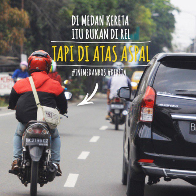 Hanya di Medan kereta bukan jalan diatas Rel, tapi juga diatas aspal. Bener ngak?