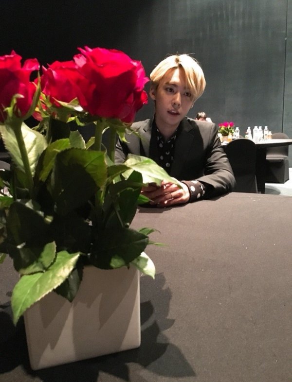 chrissy96_'s tweet image. 160531 #SEUNGHOON Fancafe Post
"Lecture on Boyfriend Photos" (feat. #JINWOO)
cafe.naver.com/kpopstarlsh/59…