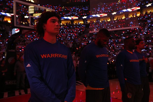 espn's tweet photo. Did Anderson Varejão just clinch a ring?

He's the 1st player to ever play for both Finals teams in the same season. https://t.co/7zoJFoxgUt