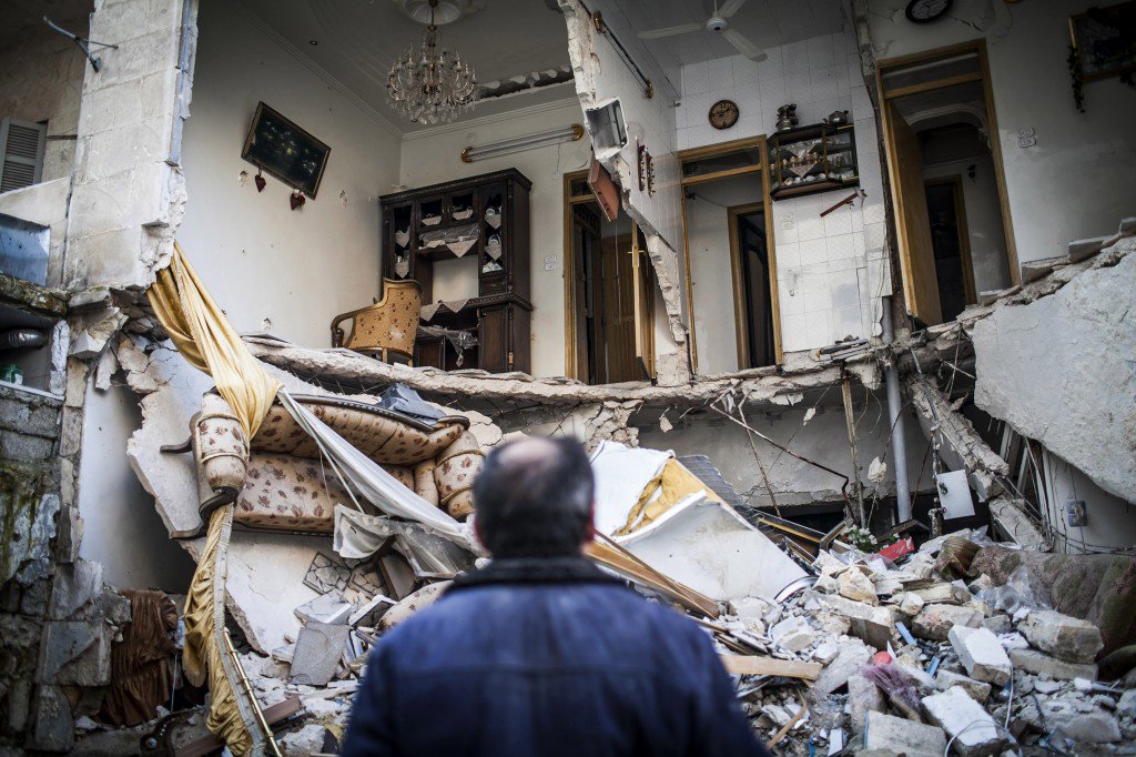 SyrianNomads's tweet photo. 1.2 million were forced out of there home in 2015 #SyrianNomads https://t.co/AvOefFCktj