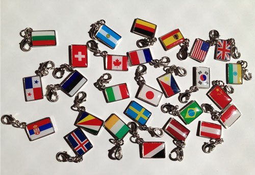 国旗チャーム227種類すべて入荷しました。 アマゾンにて販売中です