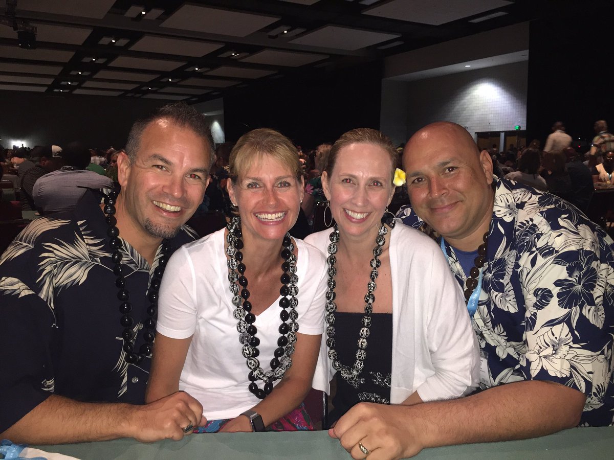 angelreligion's tweet photo. Nothing better than Ohana!!! #connection 16 #connection2016 #foursquareconnection https://t.co/0d2I6BCrFT