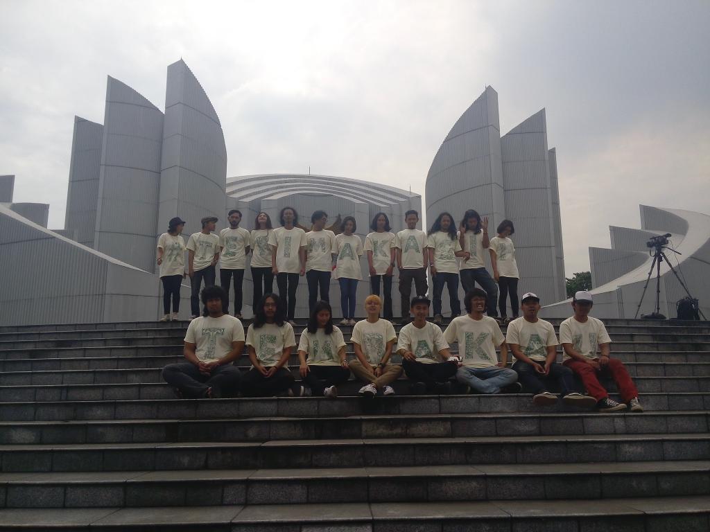 molebdg's tweet photo. Monumen perjuangan Bandung #tributetokretek2016 #terimakasihtembakau https://t.co/g6yVYxeNM2