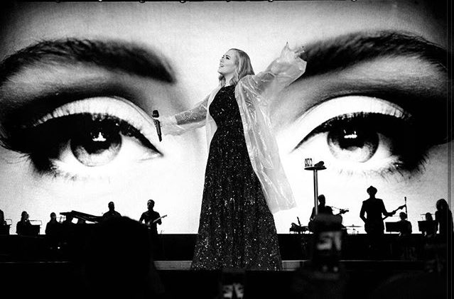 sammylovesAdele's tweet image. Before and after Adele set fire to the rain.