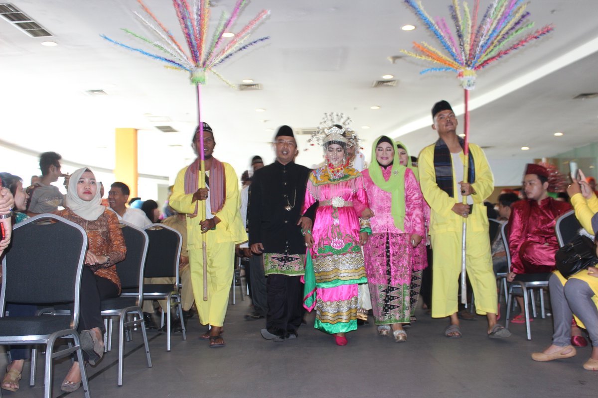 kec_bekselatan's tweet photo. Proudly team @jaya_kel @kel_kayuringin @kel_jakamulya @jakasetia @kelmargajaya #MantenanAlaBekasi #FestRebutDandang https://t.co/Rq9AAY9bS8