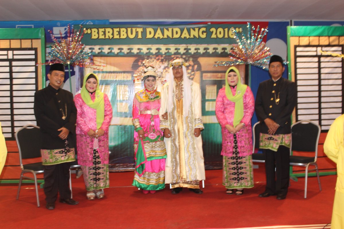 kec_bekselatan's tweet photo. Proudly team @jaya_kel @kel_kayuringin @kel_jakamulya @jakasetia @kelmargajaya #MantenanAlaBekasi #FestRebutDandang https://t.co/Rq9AAY9bS8