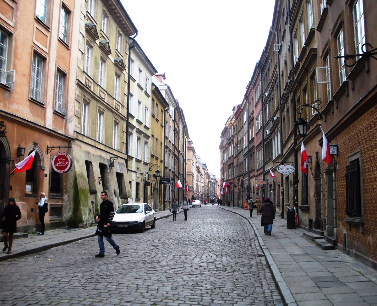 WeWant2Travel's tweet photo. Warsaw in Poland🏰 https://t.co/8usSqoAuuL