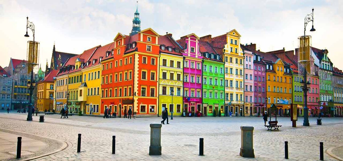 WeWant2Travel's tweet photo. Warsaw in Poland🏰 https://t.co/8usSqoAuuL