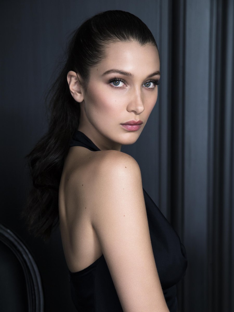 BEAUTY NEWS: <a href="/bellahadid/">ؘ</a> secures her first major beauty contract: vogue.uk/8gg6UX