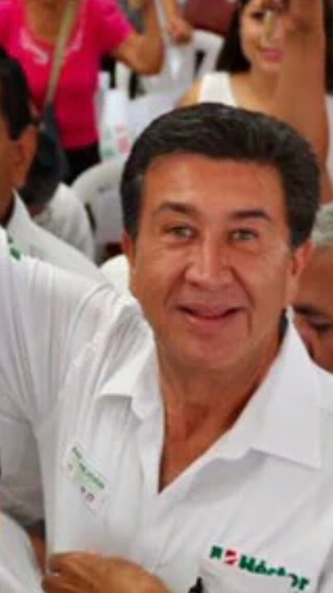 RafaCastanedaA's tweet photo. Lider de toda una generacion amigo compañero padre abuelo hombre de bien 
#CierreDeCampaña
#SoledadDeDoblado https://t.co/jeBJDeFp0K