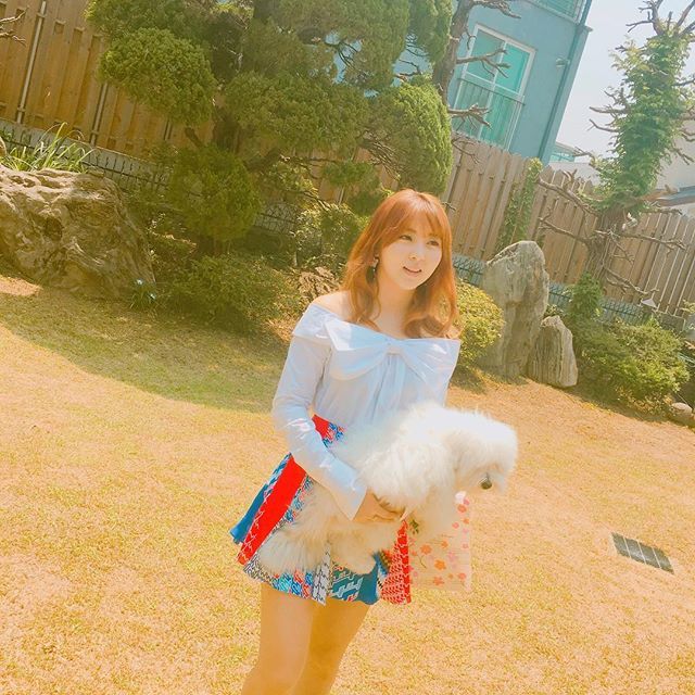 kistizcom's tweet photo. kkwonsso_4m #꿘쏘 #권소현 #권총 #빵야빵야 https://t.co/UZmqbps2LR #인스타그램 #K-POP #아이돌 https://t.co/mEBwBXh3n3
