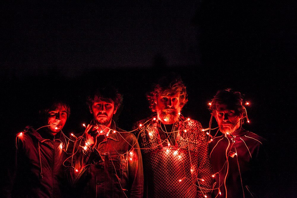 Onder meer <a href="/deportables/">de portables</a>, <a href="/CondorGruppe/">Condor Gruppe</a> en @BennySingsmusic naar <a href="/DITWFESTIVAL/">Deep In The Woods</a> damusic.be/telex/2016-05-… #DITW16