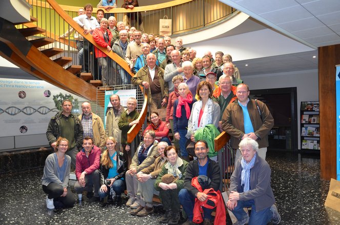 La @srfb_asbl découvre le site Inra de Champenoux! 1 belle rencontre franco-belge <a href="/Actudifc/">CRPF</a> bit.ly/1Y0tn3G