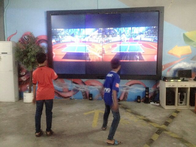 BeFunNColorful's tweet photo. Main tenis meja pake kinect sensor Leh uga nih. #loopstationbdg emang kece https://t.co/fYfCTGCv7I