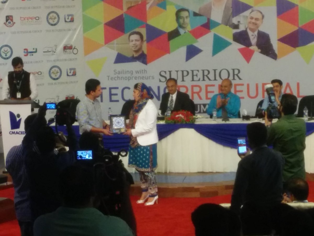 realmawais's tweet photo. #superiortechforum16 https://t.co/HiWRDJxnsM