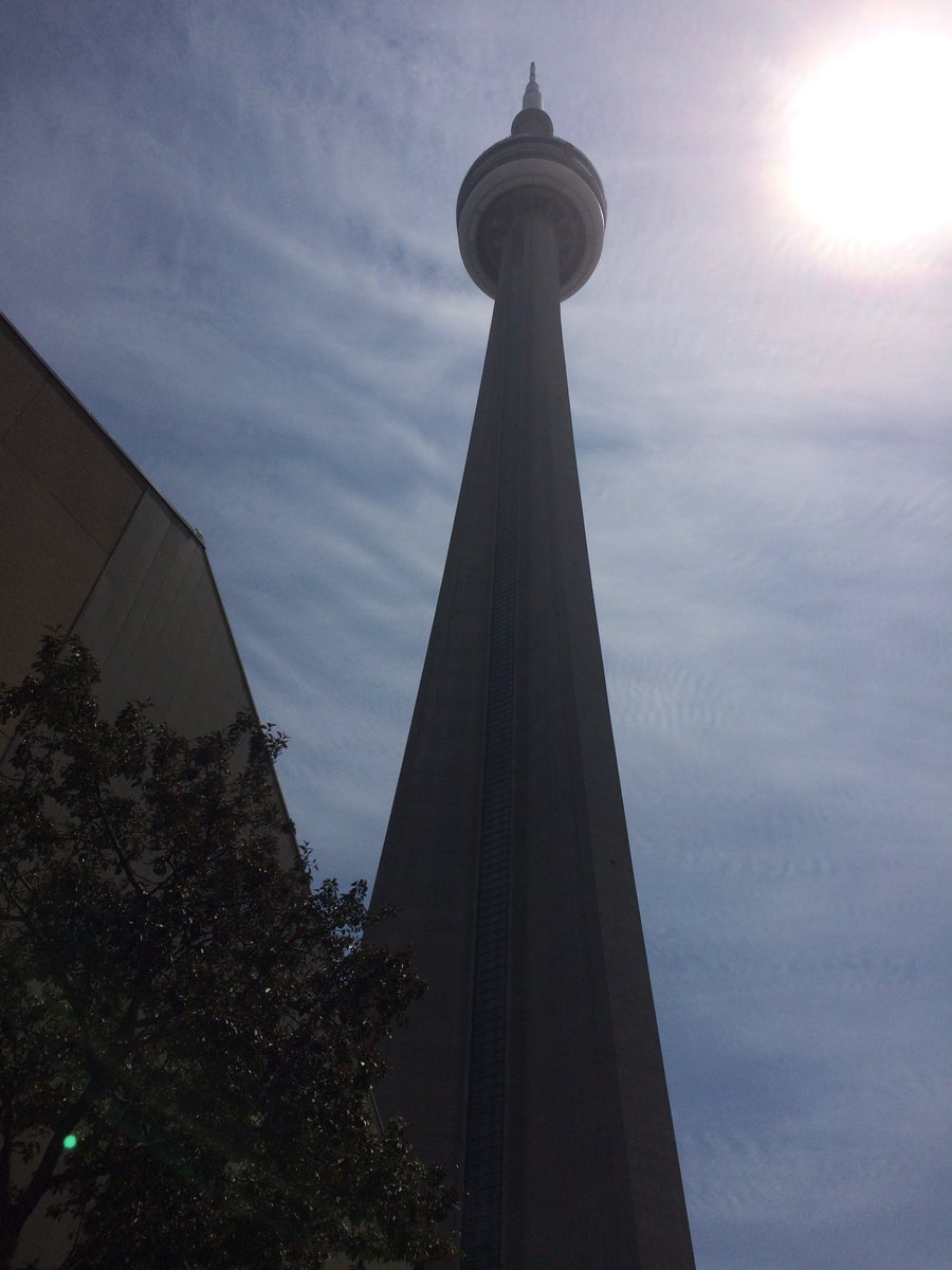 DKundalini's tweet photo. Wonders how many stairs to the top?  #CNTower #Toronto #Canada #OhCanada #tourcn https://t.co/t9fdAUjqIV