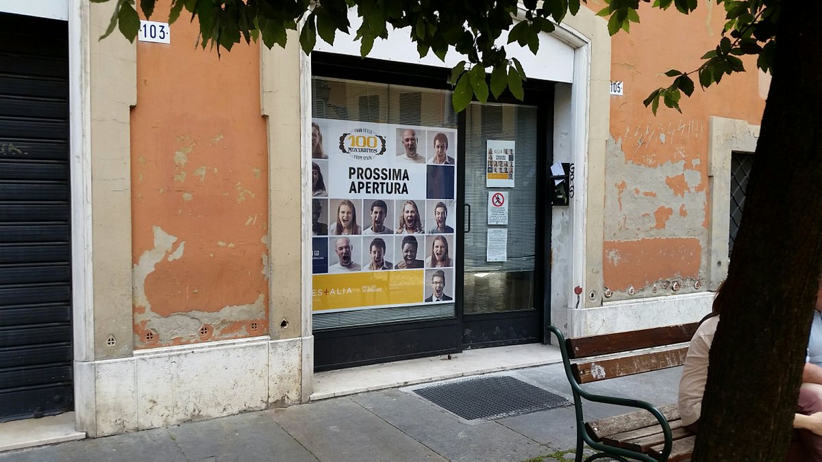 IabGROUP's tweet photo. Un altro “100 Montaditos” realizzato da #IabGroup.
“#100Montaditos” in via Cardinal Morone, 46 #Modena. https://t.co/D5IHr7n6xX