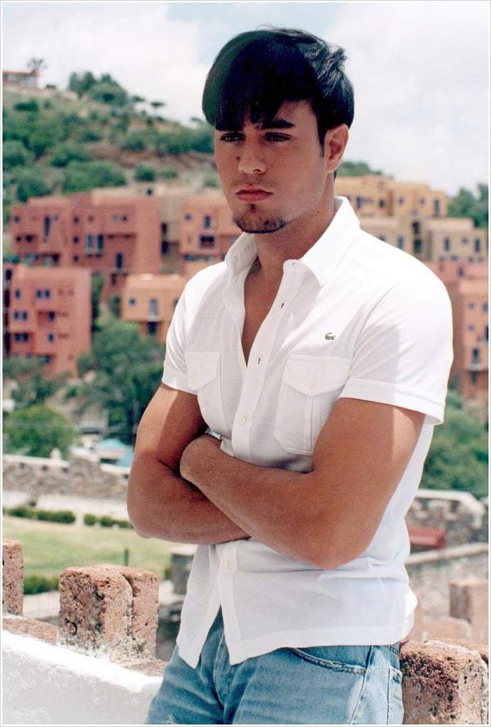 __enriquetta__'s tweet photo. @enriqueiglesias https://t.co/LDFHSp4TFx