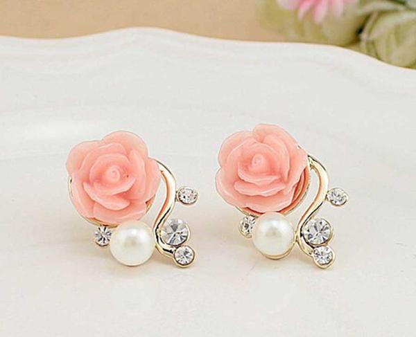 itscooliyo's tweet photo. Studs! <3 https://t.co/fT6YkbjWwW Rs. 270/- #studs #earrings #rose https://t.co/yFoCWMXaVL