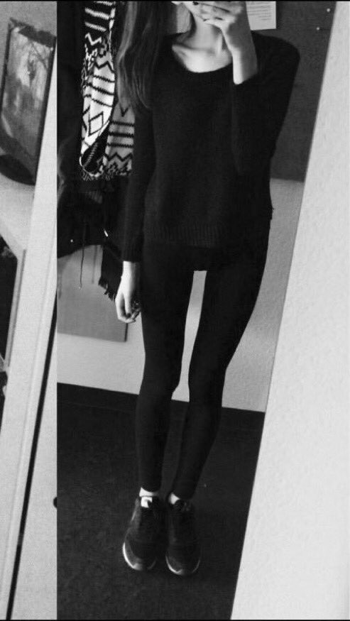 thinstarvation's tweet image. soon i'll be like this