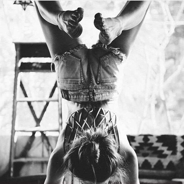 Upside down 🙃

axe-om.com
#yoga #life #lifestyle #active #flow #enjoy <a href="/Axe_om_/">Axe_om</a>