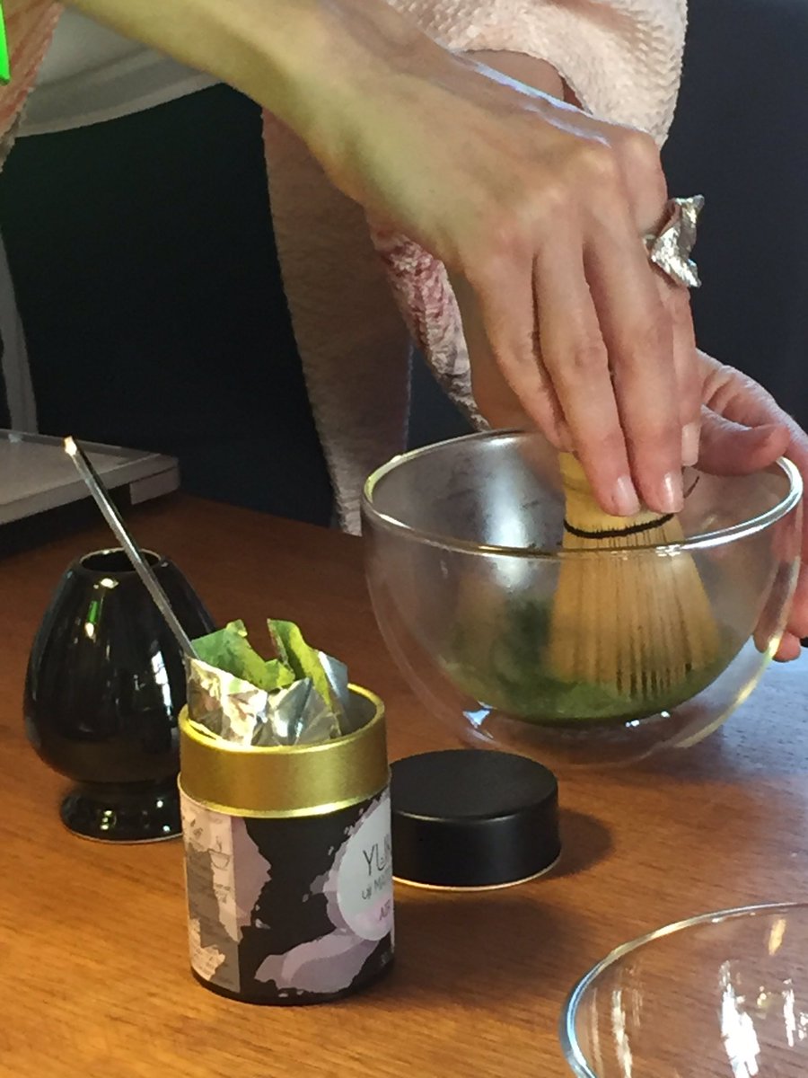 marionaluna's tweet photo. Descubriendo los múltiples beneficios del Té Matcha #Yukimatcha d la mano de #ElsaRamos en @flaxandkale. #slowbeauty https://t.co/H6kogfTDB4