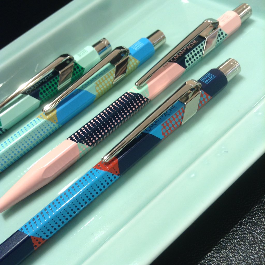 新着商品 プラチナ 万年筆 廃盤品 革ケース付き 昭和レトロ ペン先