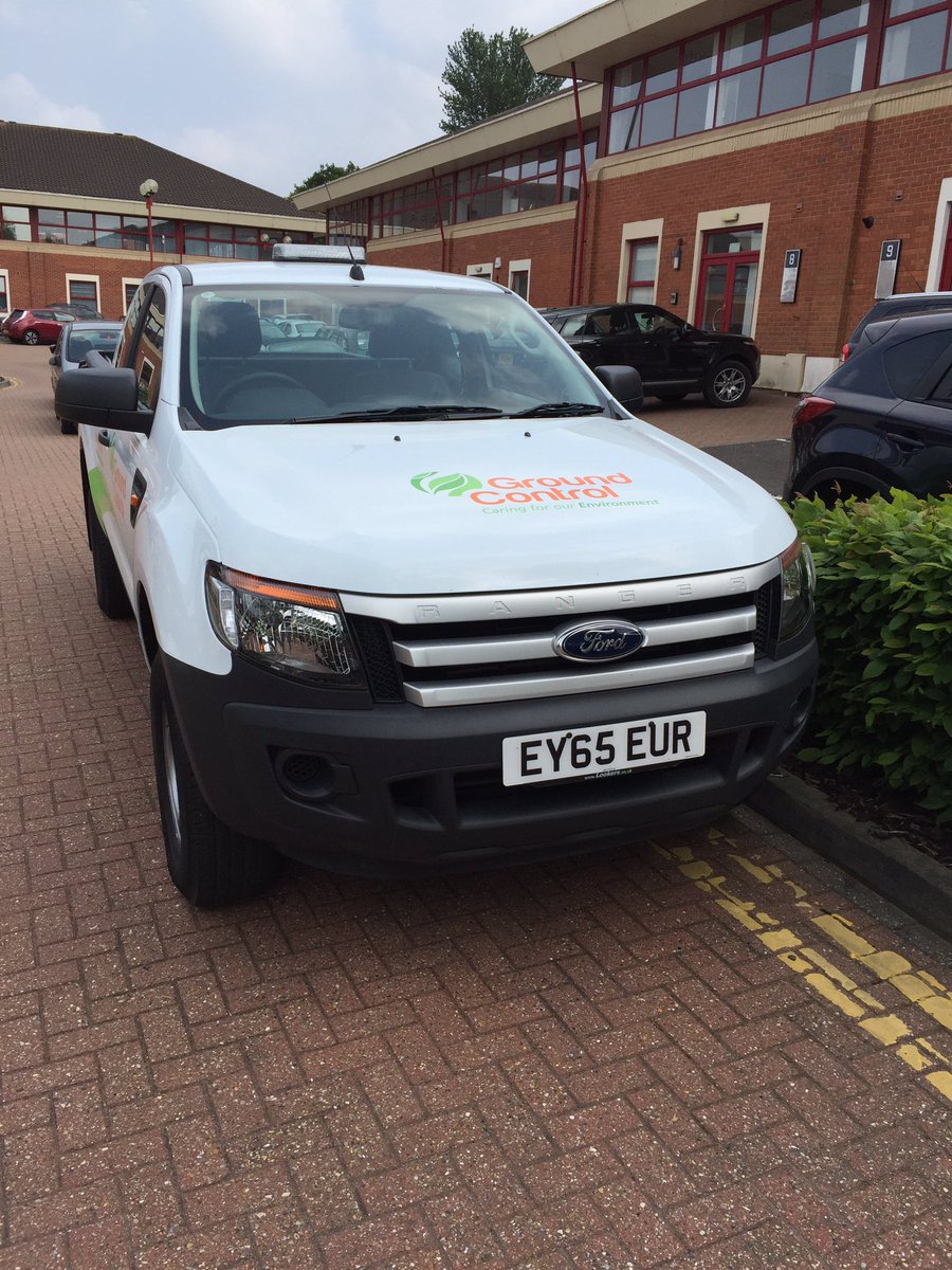 GCFleet's tweet photo. Let's see... Which we prefer the Silver or the Black front on the Ford Ranger? @GC_Arb @AlexClarkGC #TimeForAPoll ๐ https://t.co/NISg2nQhod