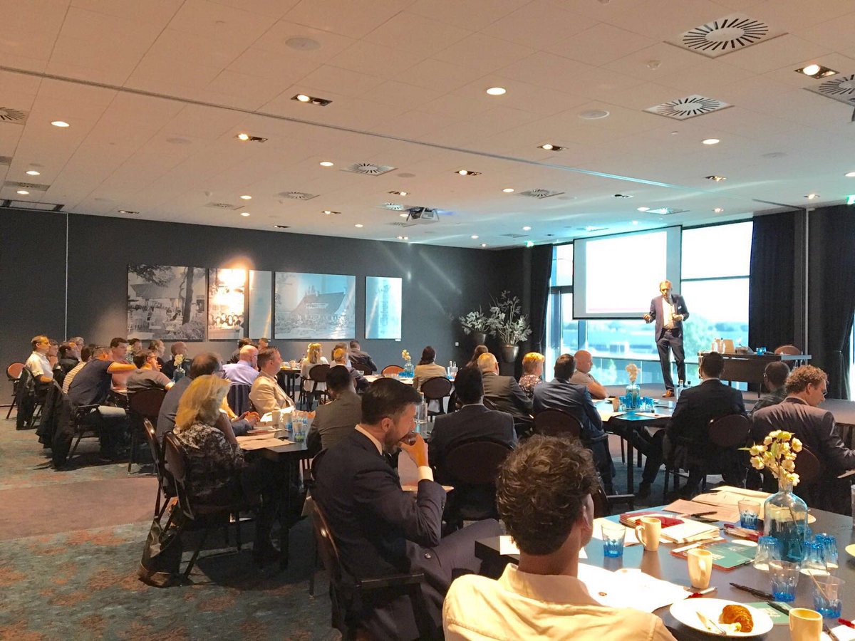 Geslaagde ontbijtsessie Wet DBA met dank aan @visserenvisser en <a href="/chris_dijkstra/">Chris Dijkstra</a> : bit.ly/1Y0Dvtq