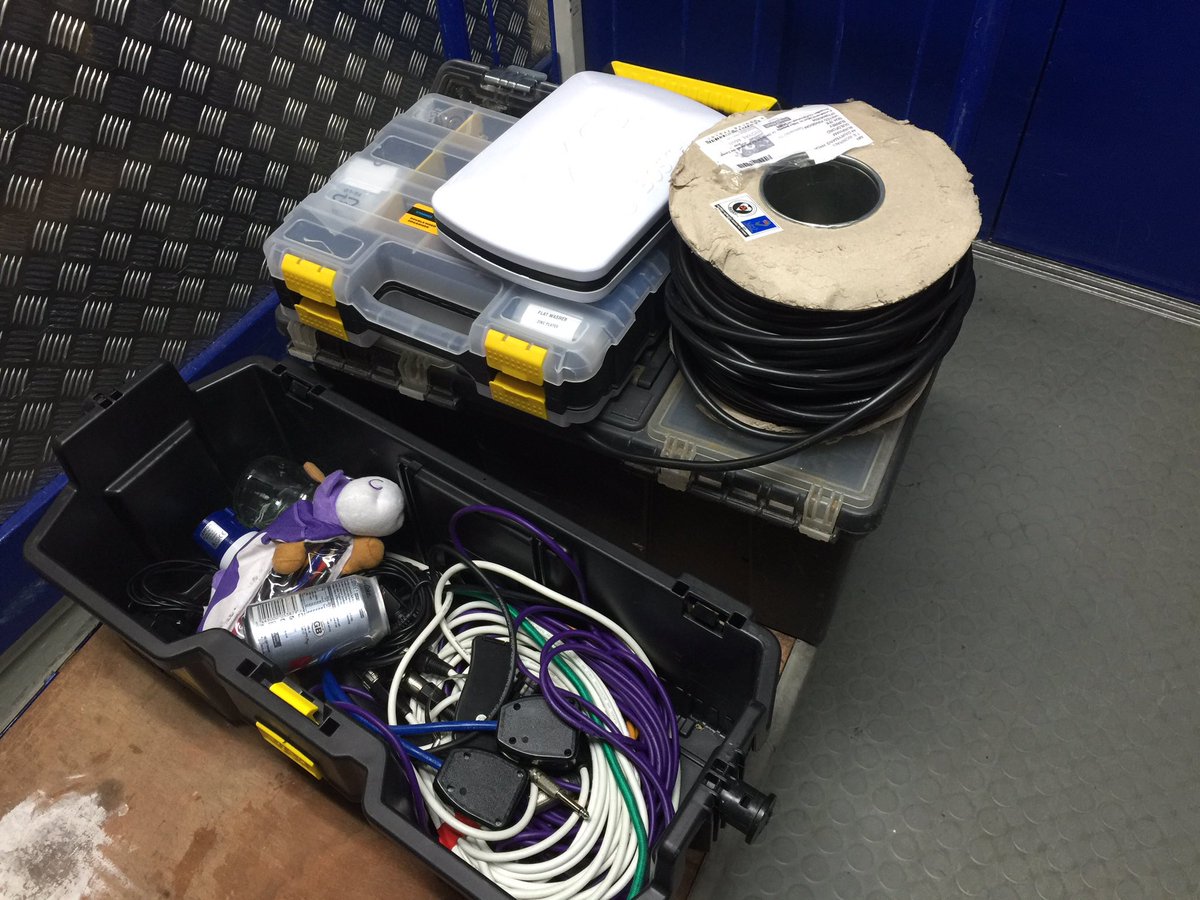 bear_sound's tweet image. With all of last weeks hires returned, going to use this quiet time to make up some new cables. #CableMakingMachine