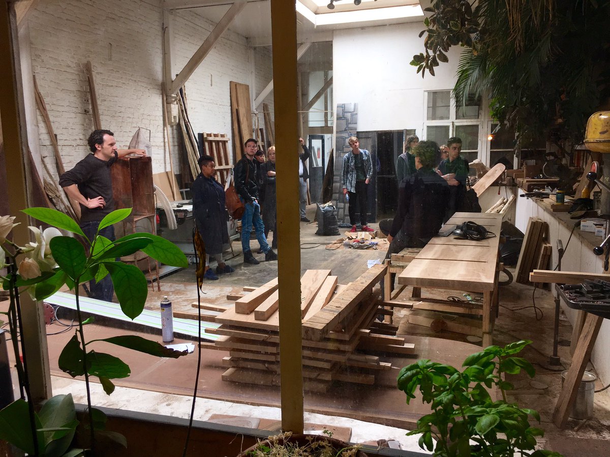 MaastrichtLAB's tweet photo. Studio 33 #Maastricht #volksplein #wnm16 #mafad https://t.co/LnmSuaGbXx