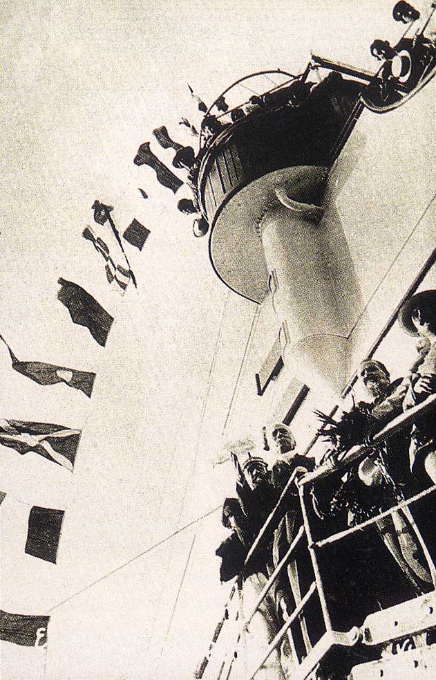 #UnDiaComoHoy 31 de Mayo de 1911, <a href="/DonPorfirioDiaz/">Porfirio Díaz Mori</a> aborda el Ypiranga y se marcha de México rumbo al exilio.