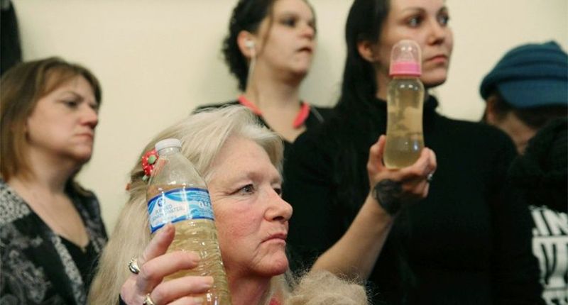 MarcelloTRV's tweet photo. #TuesdayMotivation Not only #Flint #DominionVirginiaPower #Coal #Nestle #kill #USA w #Water https://t.co/kJ0yMNLxVO https://t.co/xh8ZOj65BQ