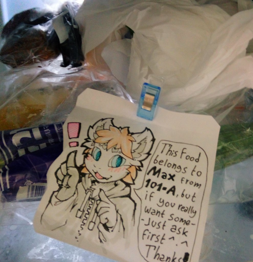 mio_space's tweet photo. my fridge shelf's note^^ https://t.co/k65C3DPH4e