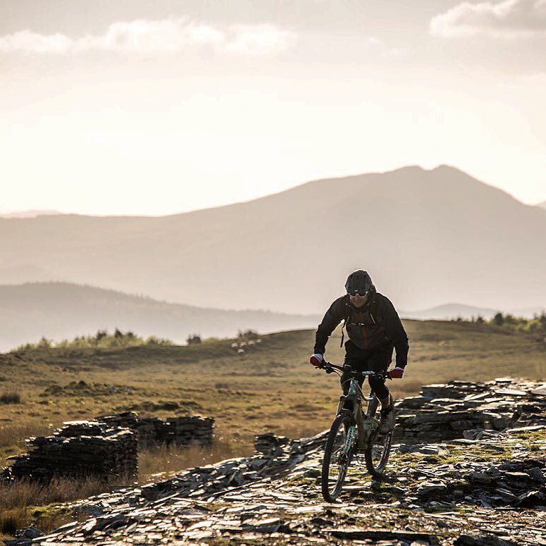 bici_triboo's tweet photo. manubustelo / Discovering the Roman legacy left in Wales, by bike. Photo by @cmjdavies ~ #wales #romanruins #romanr… https://t.co/8T6h3YCRlx
