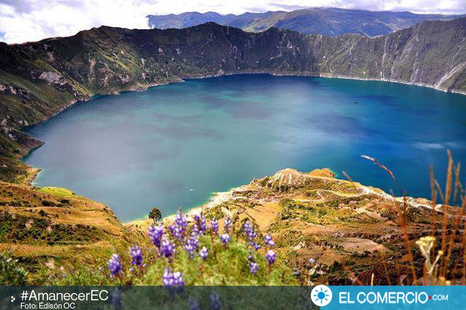 En el #amanecerEC de este martes disfrutamos de una postal desde la laguna de Quilotoa.