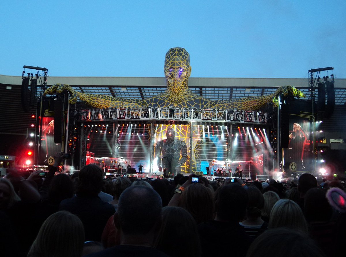 StadiumOfLight's tweet image. #onthisday in 2011 @takethat played their 4th night at the SoL on their Progress Live Tour

What was your highlight?