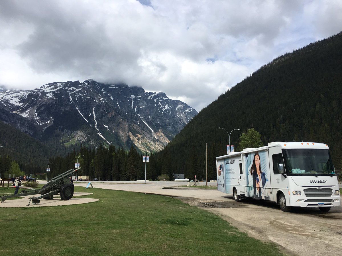 ASSAABLOYtours's tweet photo. Beautiful view from our events in #Canada last week w/ @ASSAABLOYDSSCA! #Solutions2u #nofilter #coolpic https://t.co/8X7yiLjUYG
