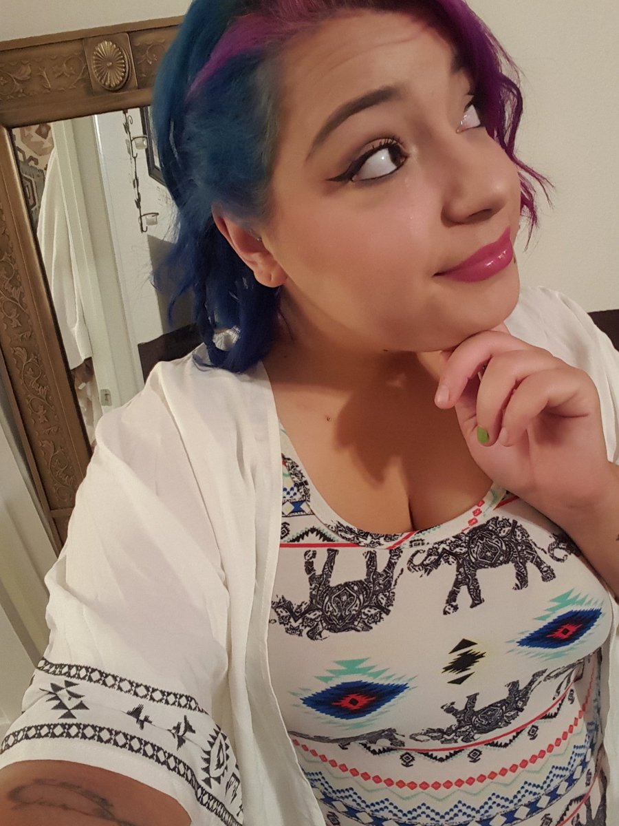 jequav's tweet image. Gotta make sure the hair stays fresh and bright like me 🦄🦄