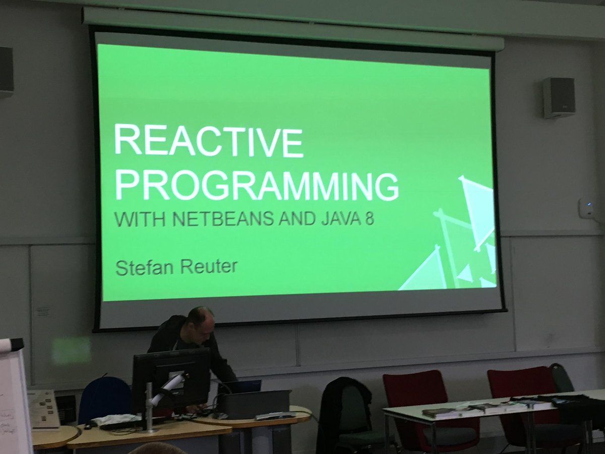 JavaPDF's tweet image. Reactive programming in #Netbeans at #netbeansday