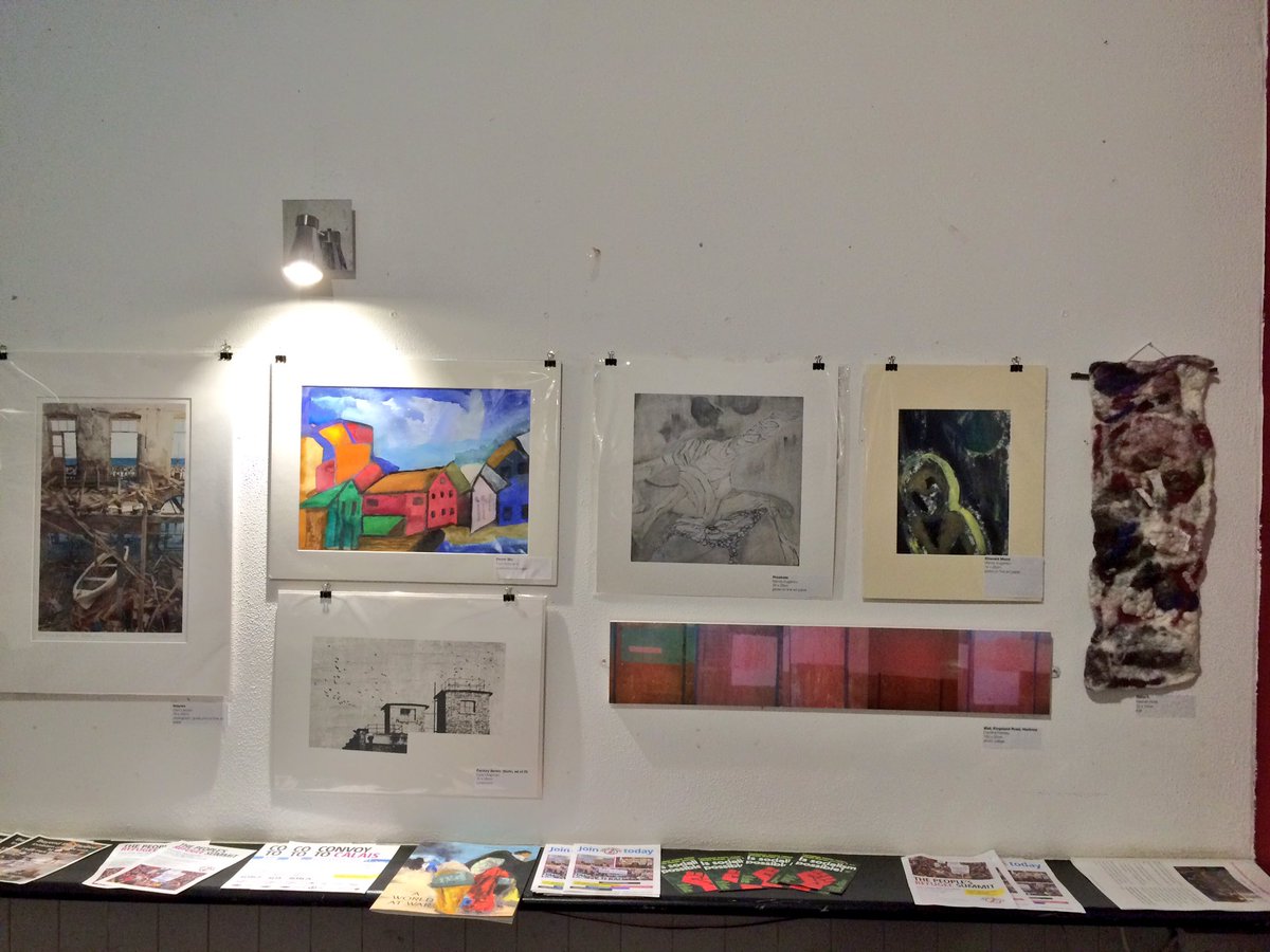 juliecaves's tweet photo. 'Breaking Borders 2' auction &amp; exhibition @roseandcrownpub benefitting Calais refugees https://t.co/Lsva7XJXMw #BB2 https://t.co/5PoNUNrjNg
