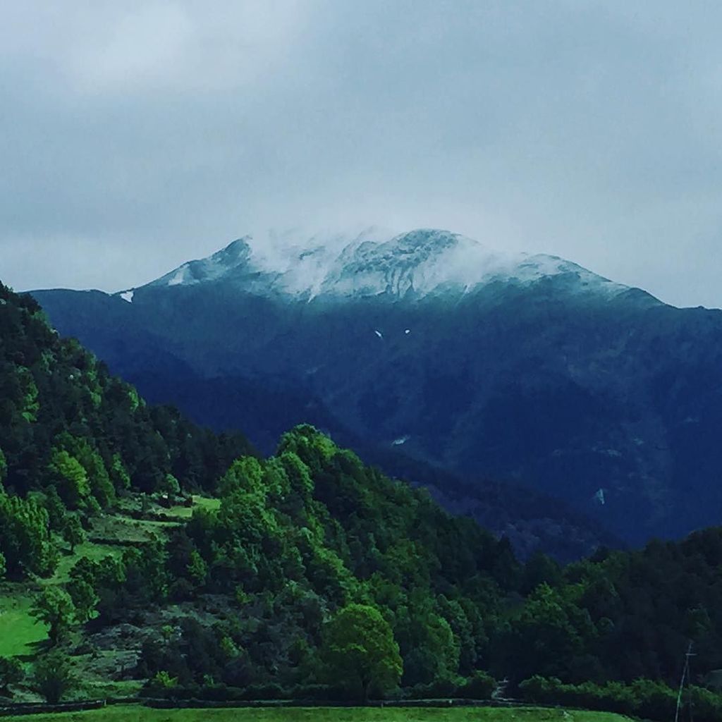 casamanya #andorralovers #andorramola de <a href="/evarm8/">Eva Rodriguez</a> Opina a m.yopp.co/sondeigandorra