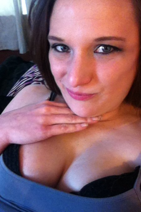 Good morning :) who is ready to play!!! https://t.co/eOWiEKelo9