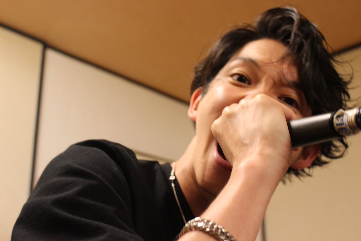 Kama7010's tweet photo. 亮平かっけええ
#SRstudio https://t.co/rNLz5O9xOs