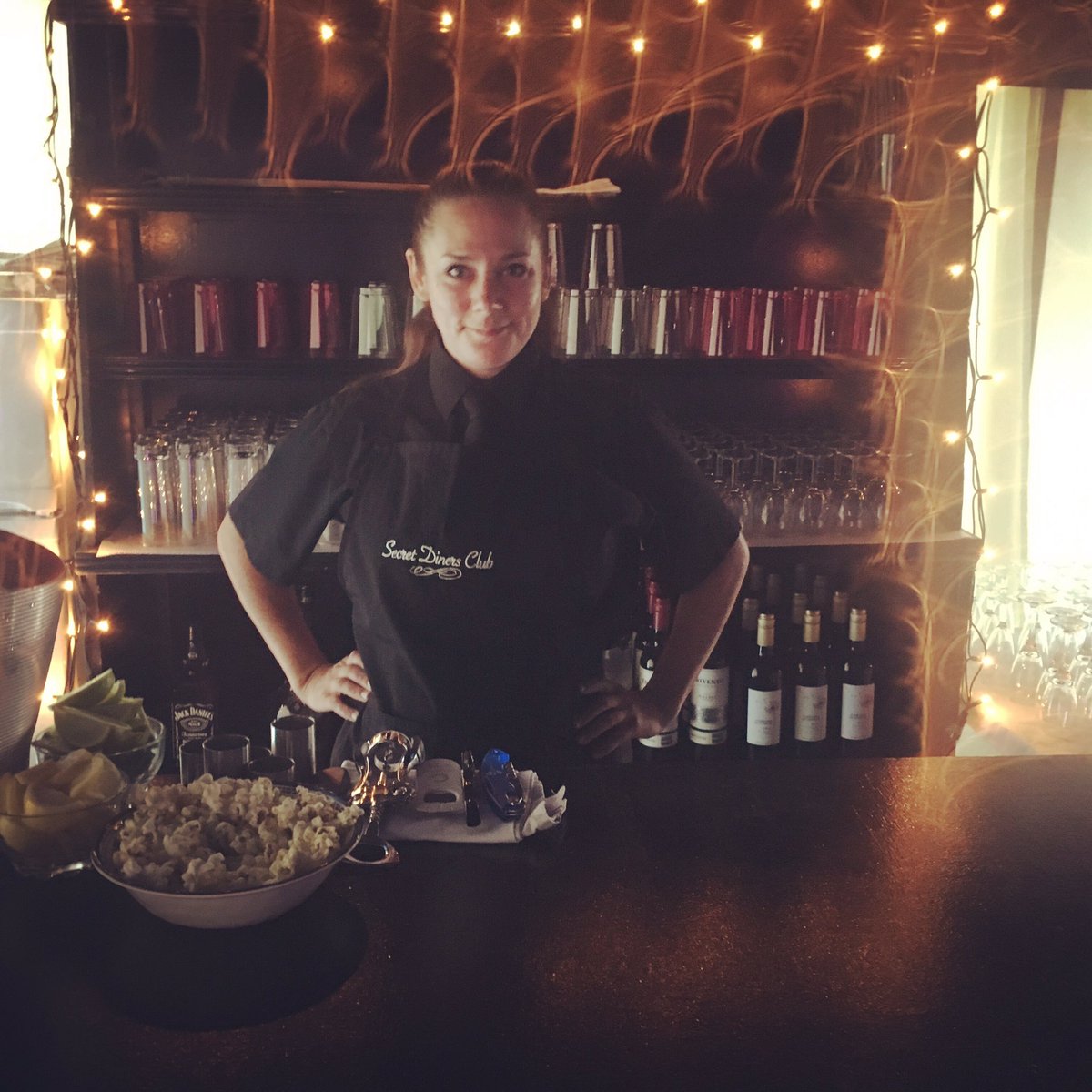 SecretDClub's tweet image. We can provide top barstaff for your #event to make delicious drinks for your guests! #bar #foh