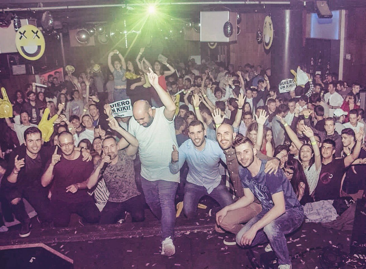 Traffic House tweet media