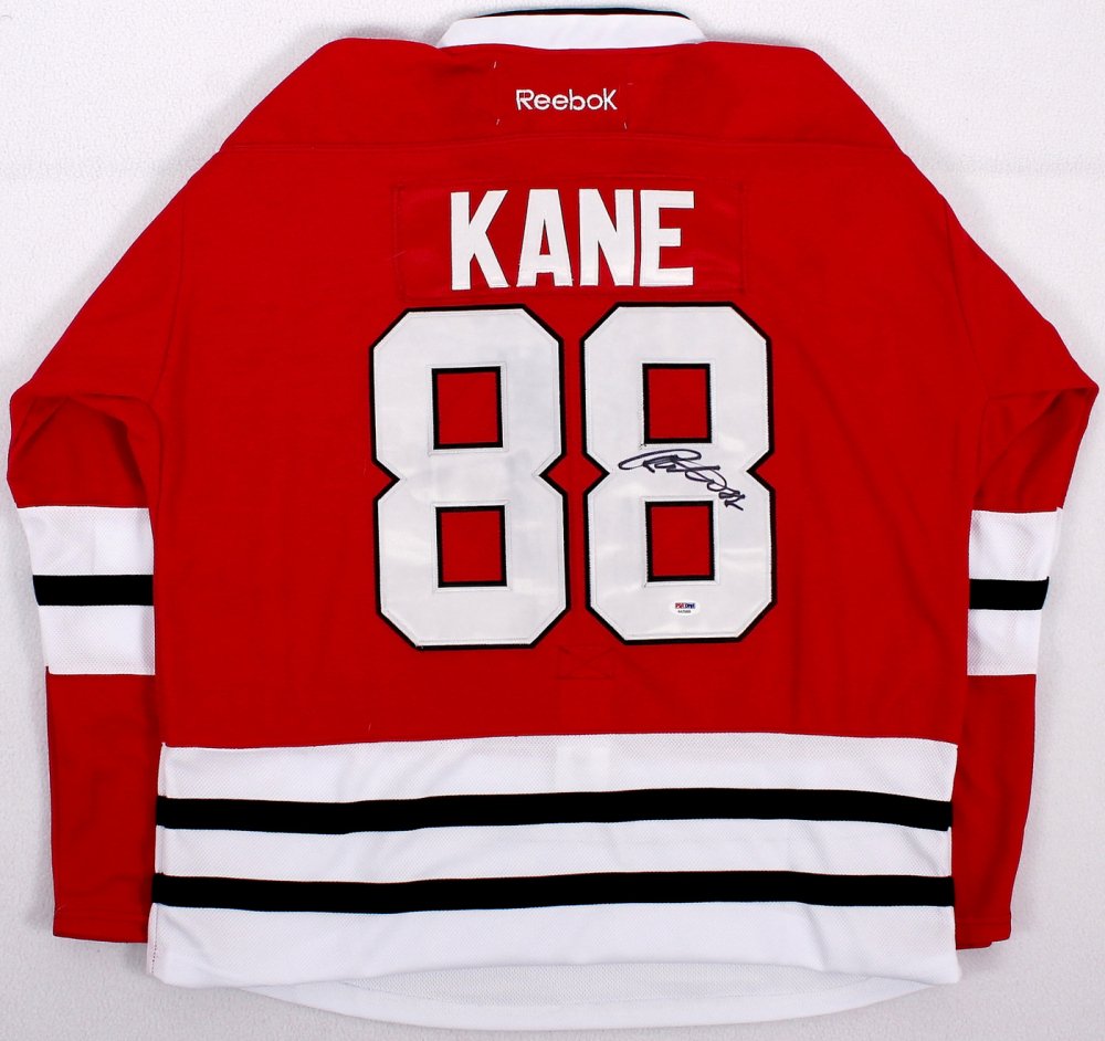 XFINITYSports's tweet image. RETWEET 4 chance 2 WIN Patrick Kane signed jersey #X1SportsSweepstakes
NoPuNec Ends6/2 Rules xfin.tv/SportsSweeps