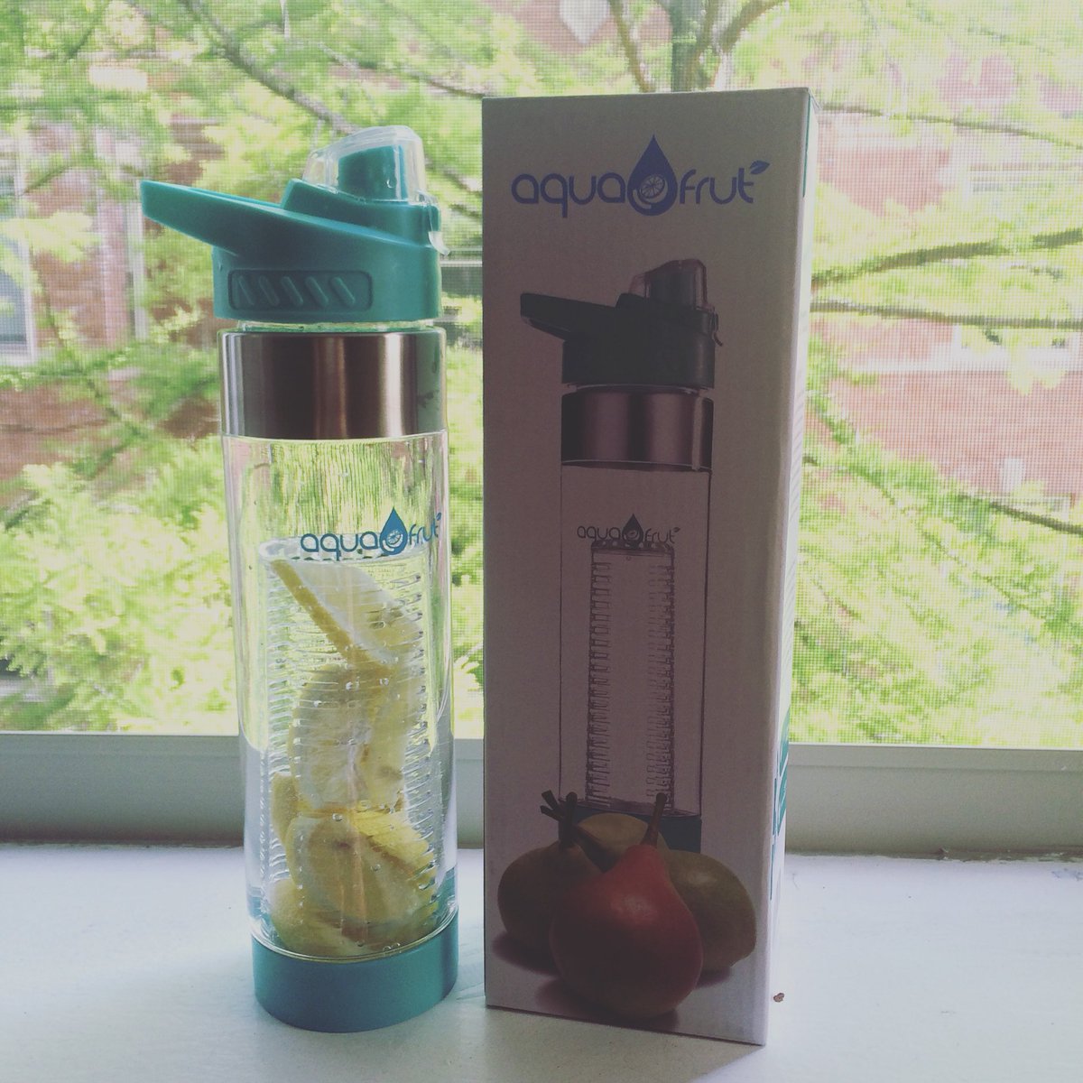 jayfitblog's tweet image. ALERT: New morning ritual - infused water! #aquafrut #RiseAndGrind #JayFitBlog